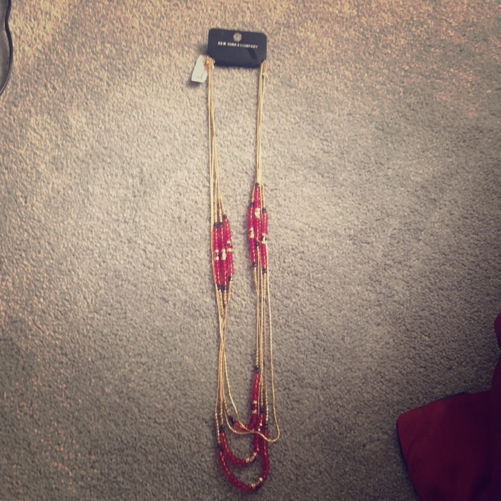 New York and Company necklace